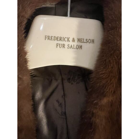 Vintage Fredrick & Nelson Fur Salon Woman's Mink Shawl Silk Lined with Pockets L - Picture 8 of 15